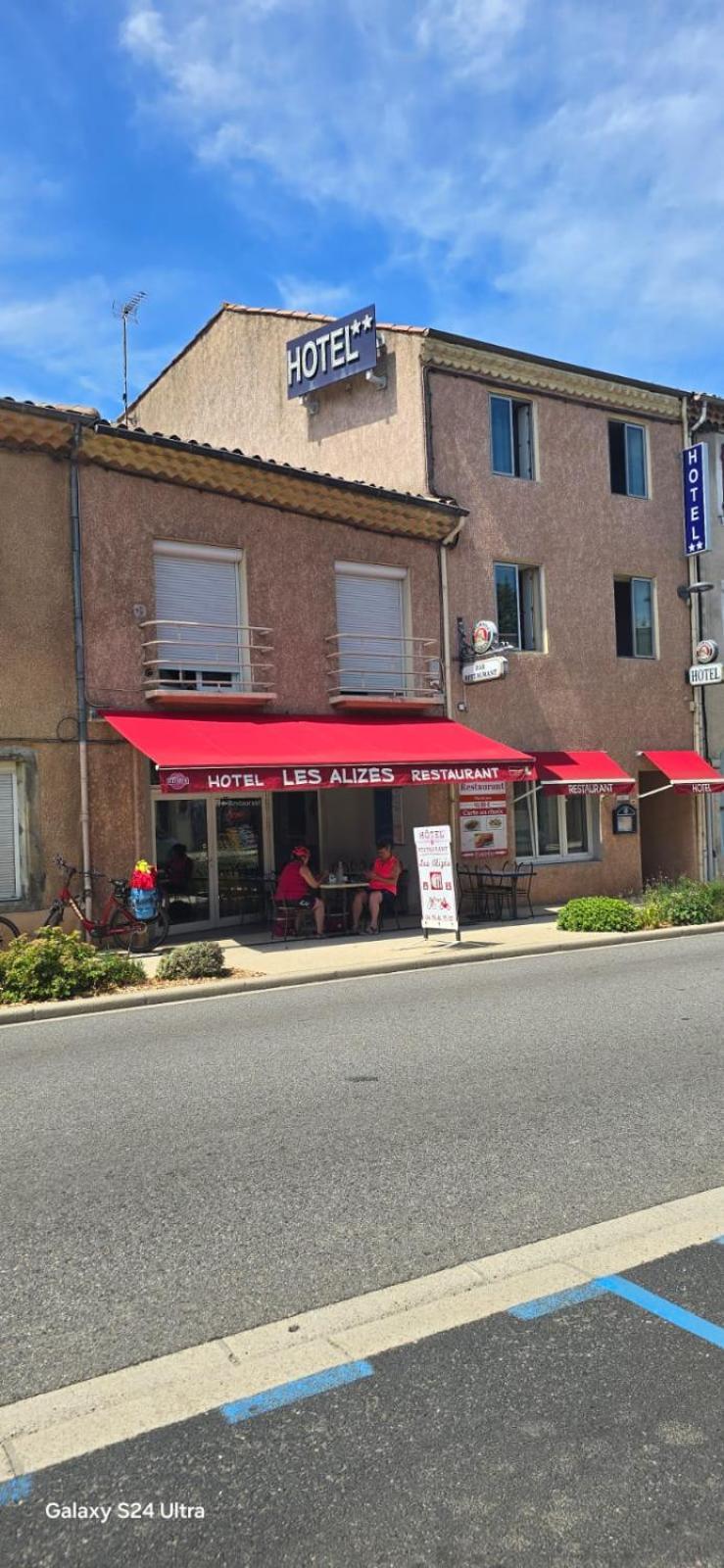 Hotel Restaurant Les Alizes Loriol Льо Пузен Екстериор снимка