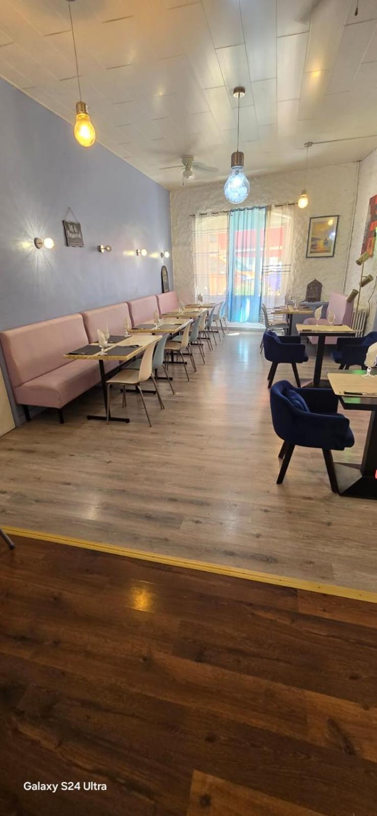 Hotel Restaurant Les Alizes Loriol Льо Пузен Екстериор снимка