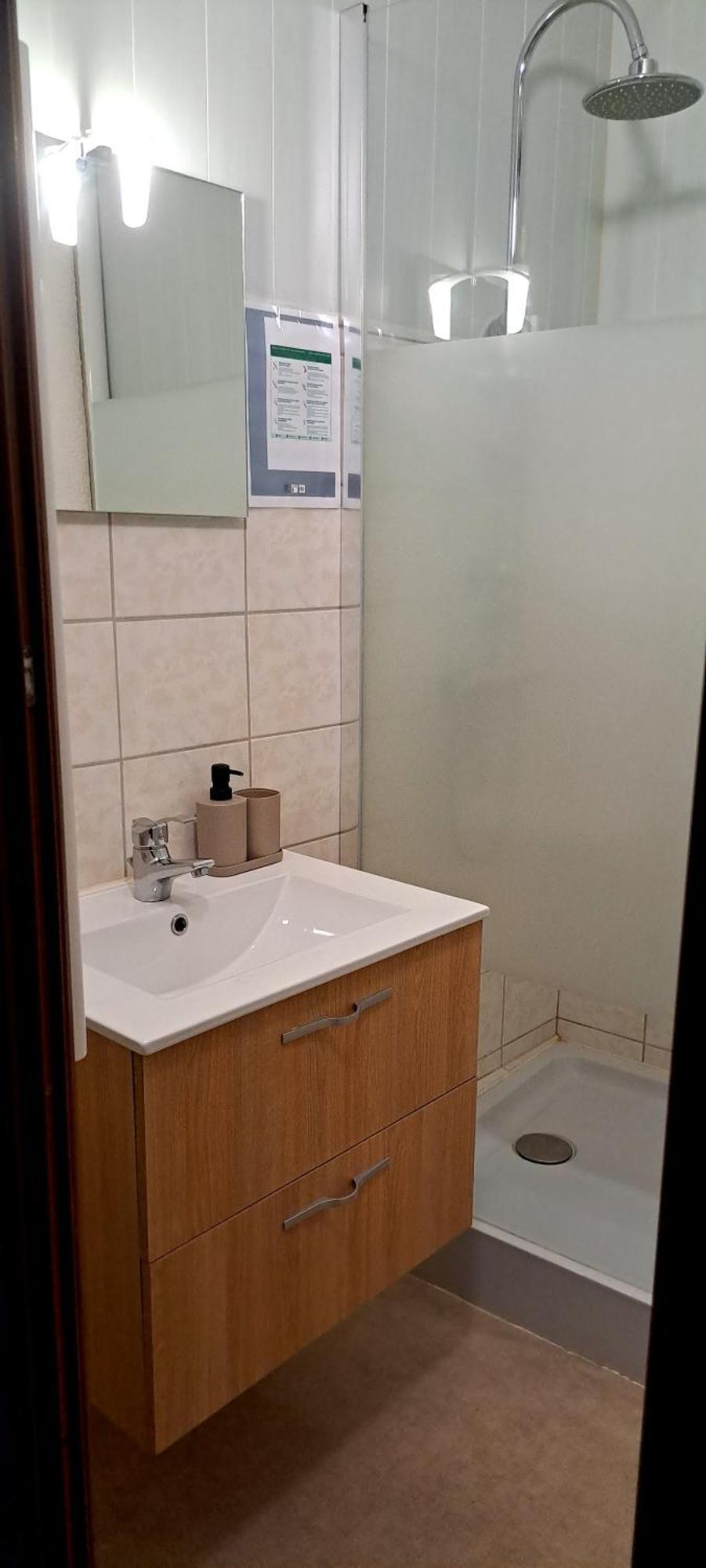 Hotel Restaurant Les Alizes Loriol Льо Пузен Екстериор снимка