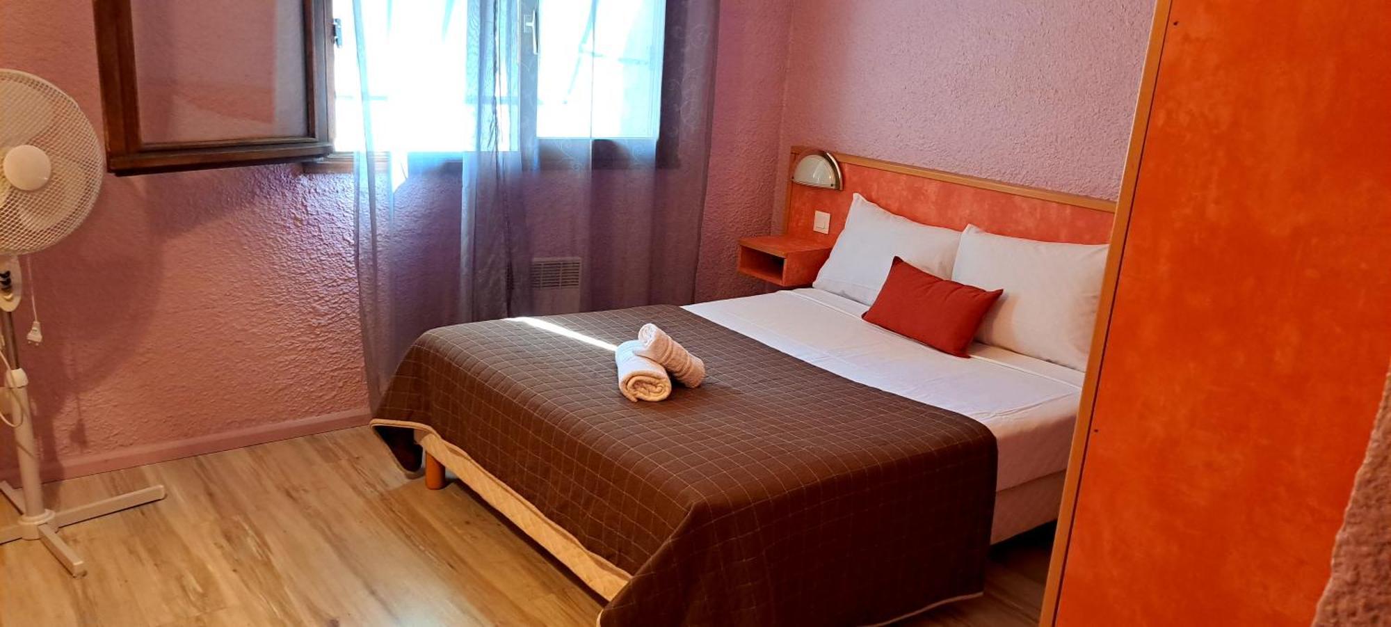 Hotel Restaurant Les Alizes Loriol Льо Пузен Екстериор снимка